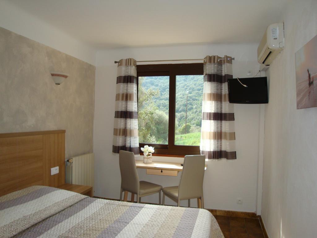 Residence Cabanaccia Serriera  Екстериор снимка