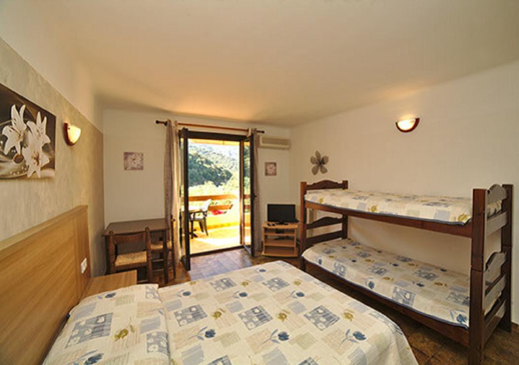 Residence Cabanaccia Serriera  Екстериор снимка