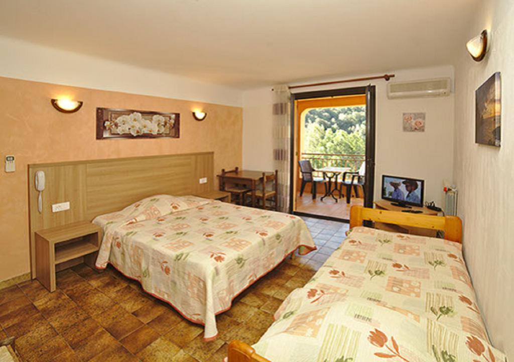 Residence Cabanaccia Serriera  Екстериор снимка